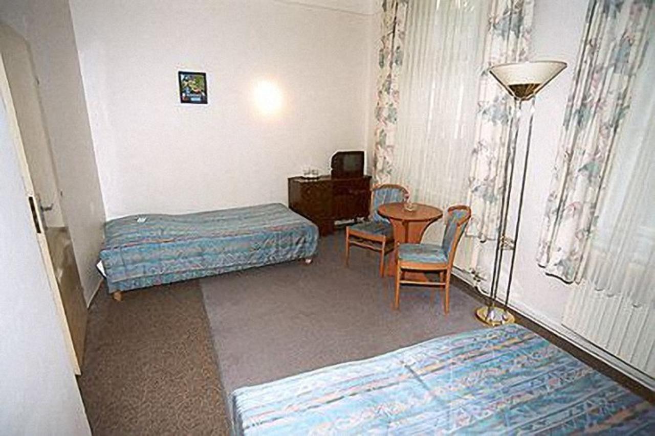 Hostel Junior Prag Dış mekan fotoğraf