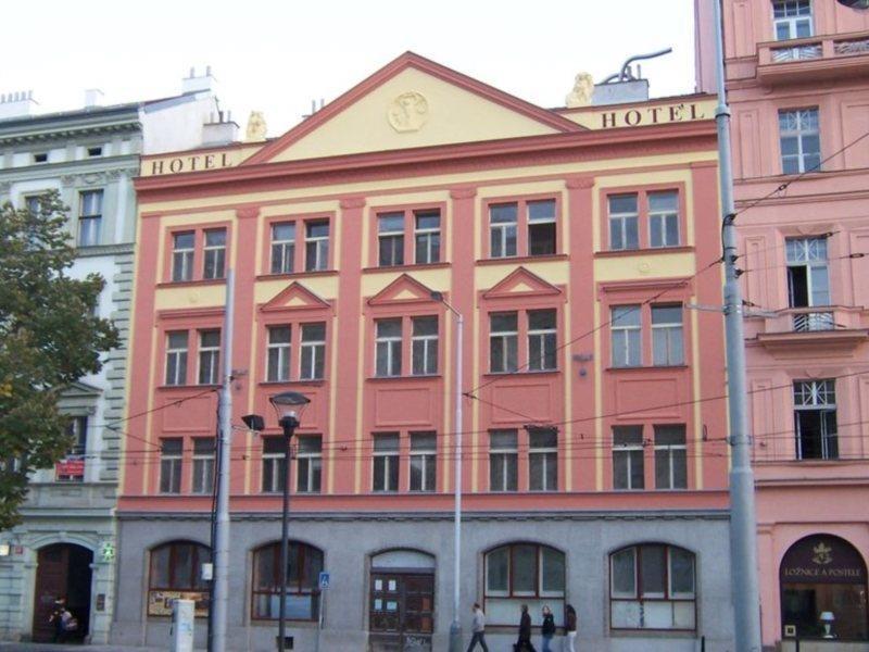 Hostel Junior Prag Dış mekan fotoğraf